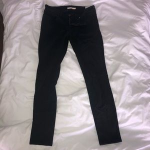 Levi’s Black Skinny Jeans!